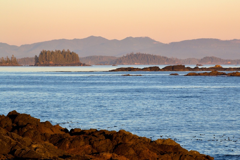 západ slunce v Ucluelet